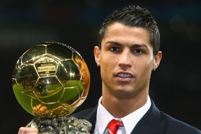 女子赛事观众人数创历史新高，女子团体决赛成绩